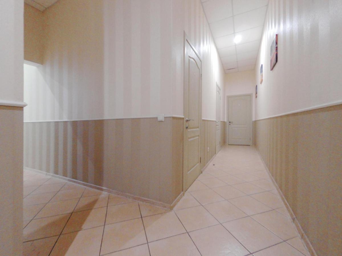Mini Hotel Non-Stop เคียฟ ภายนอก รูปภาพ